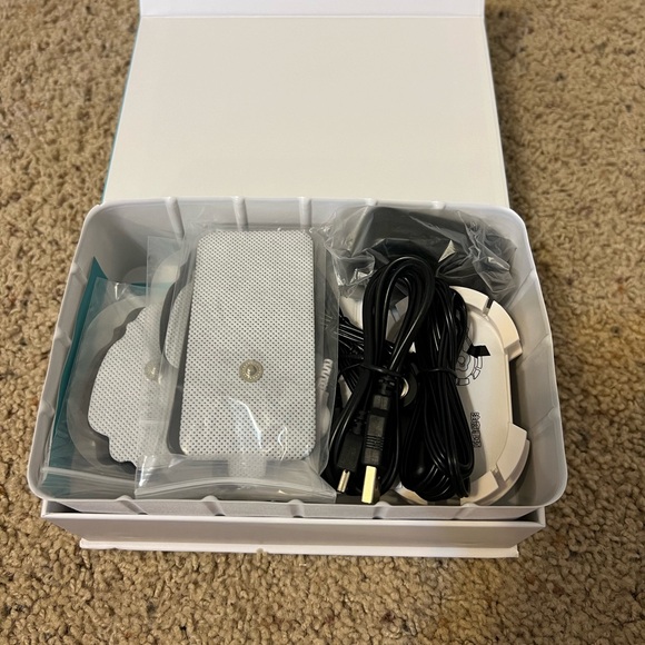 Vive Tens Unit - brand new stim machine - Picture 2 of 5